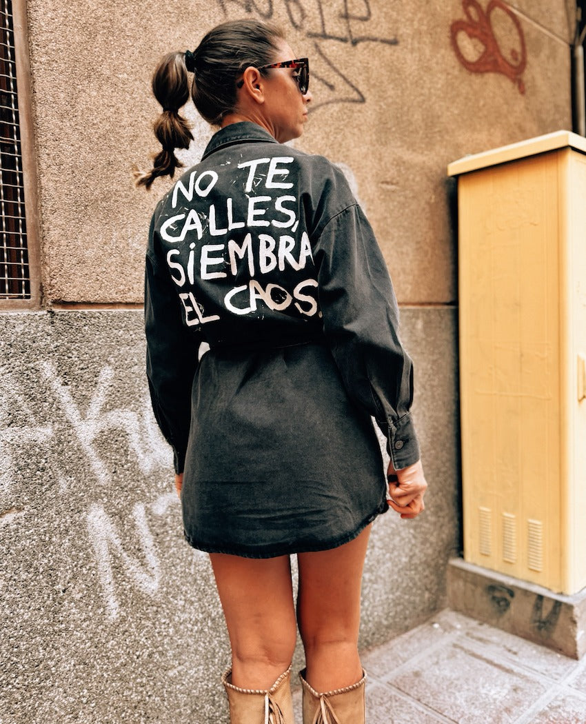 VESTIDO SIEMBRA EL CAOS
