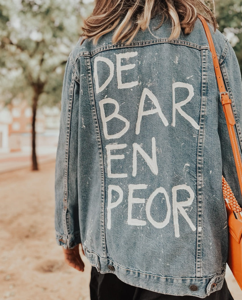CAZADORA DE BAR EN PEOR