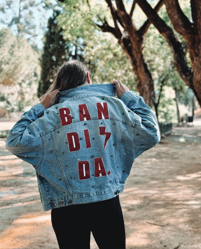 CAZADORA BANDIDA