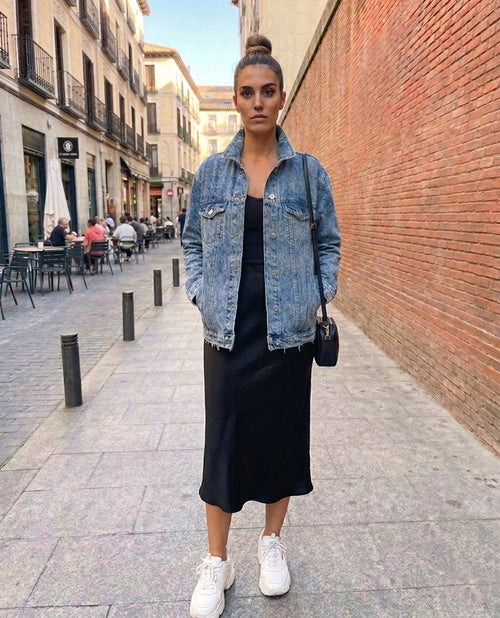 CAZADORA HARTA MI AMOR