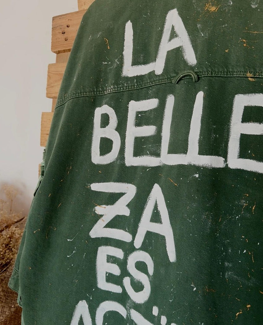 CAZADORA LA BELLEZA