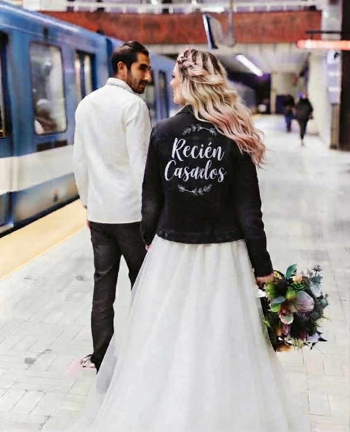 CAZADORA RECIÉN CASADOS