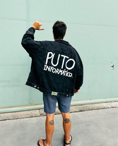 CAZADORA PUTO INFORMÁTICO