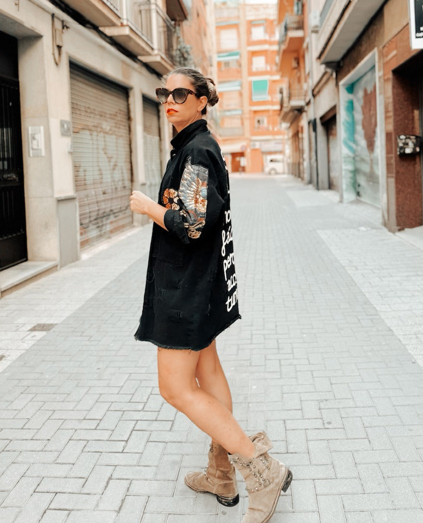 CAZADORA SER GUAPA