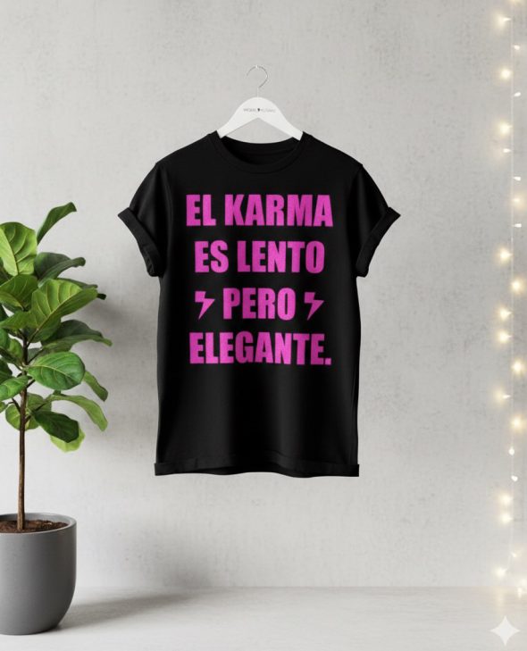 CAMISETA KARMA NEGRA