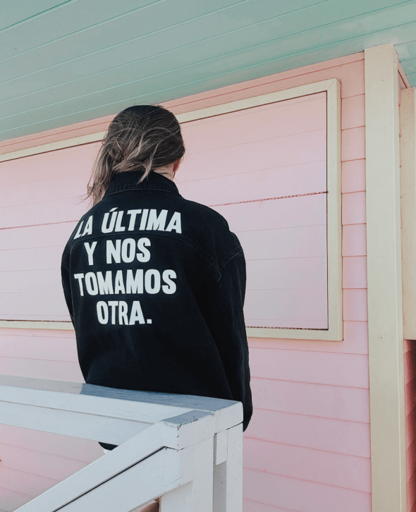 CAZADORA LA ÚLTIMA
