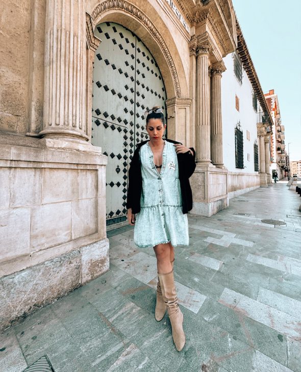 a20 VESTIDO A BESOS SI