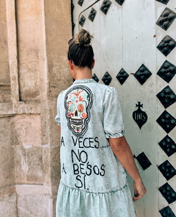 a9 VESTIDO A BESOS SI