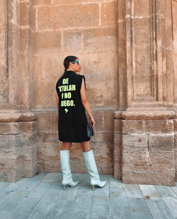 VESTIDO DE TITULAR