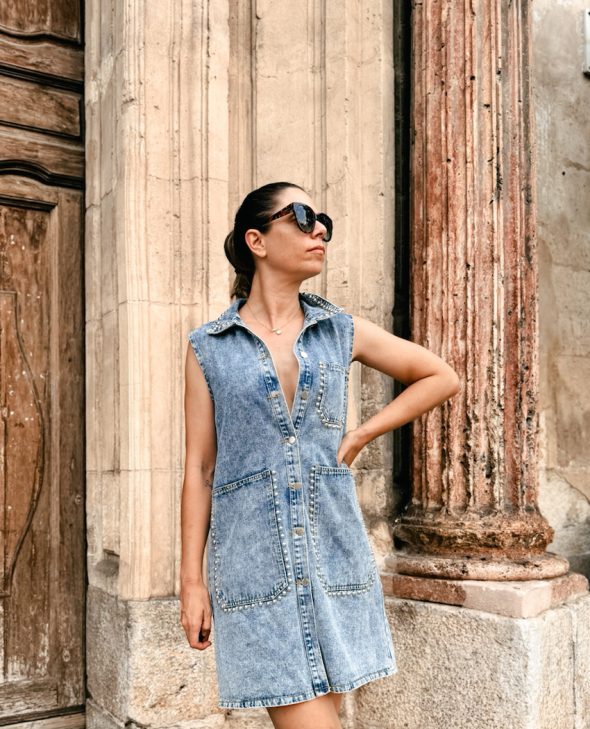 VESTIDO OJO TURQUESA