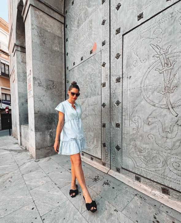 ves1 VESTIDO NI UNA MENOS