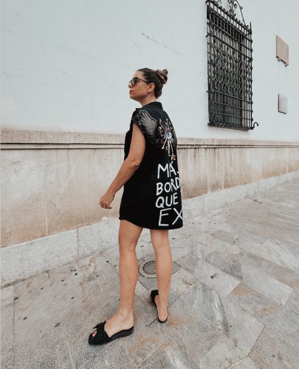 VESTIDO MÁS BORDE