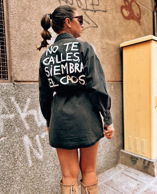 VESTIDO SIEMBRA EL CAOS
