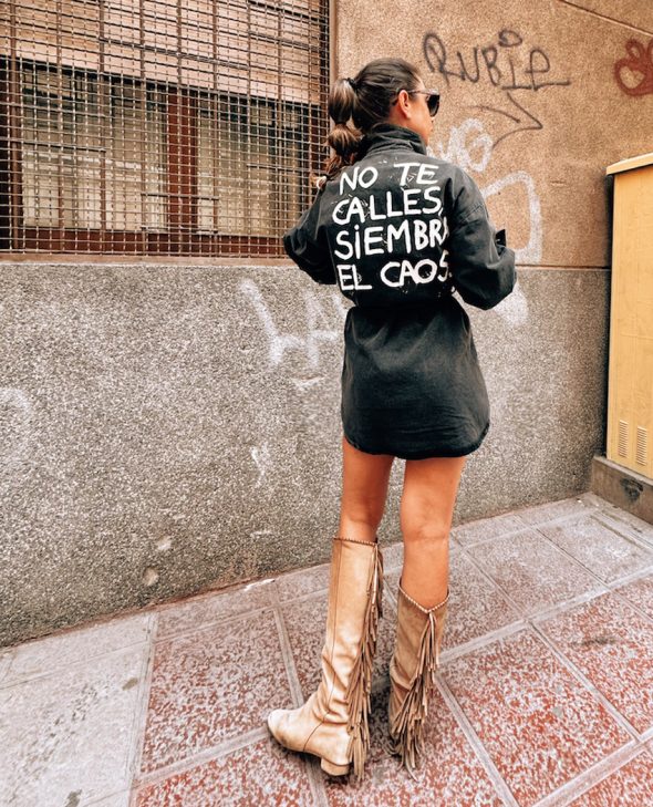 VESTIDO SIEMBRA EL CAOS