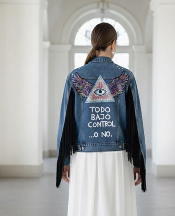 cazadora vaquera todo bajo control o no CAZADORA BAJO CONTROL