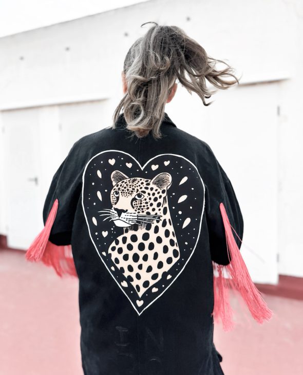 CAZADORA TIGRE CORAZÓN