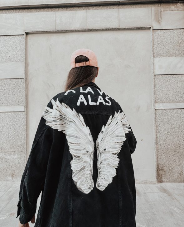 CAZADORA ALAS