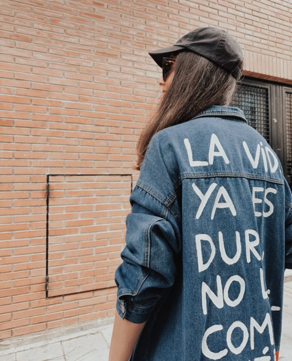 VESTIDO LA VIDA YA ES DURA