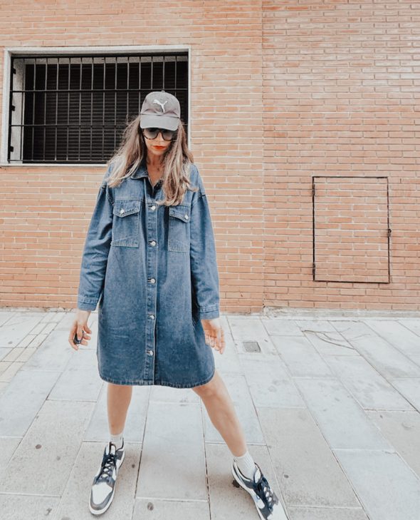 VESTIDO LA VIDA YA ES DURA