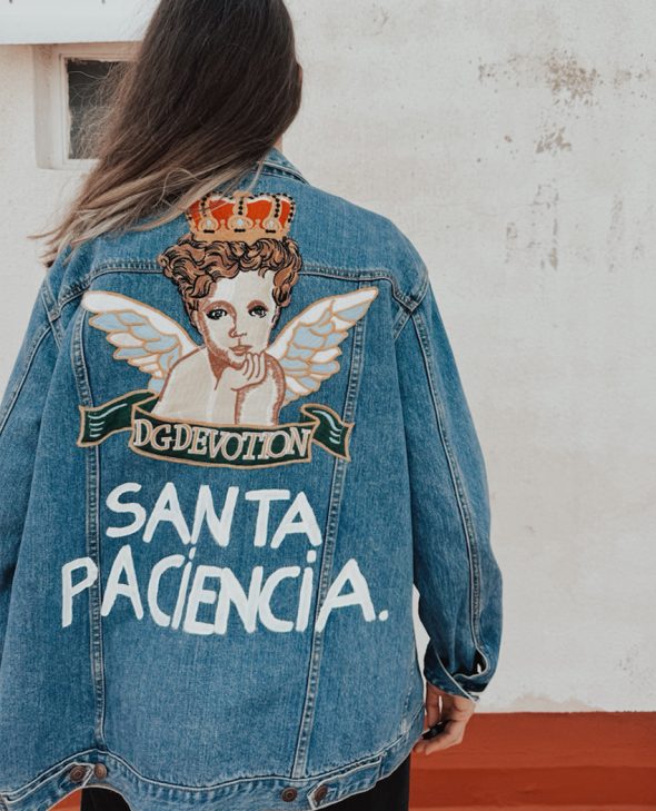 CAZADORA SANTA PACIENCIA