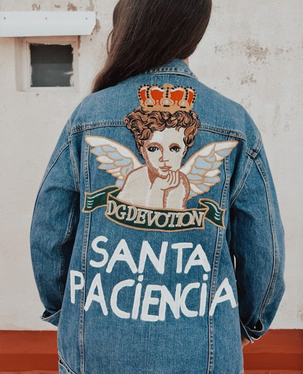 CAZADORA SANTA PACIENCIA