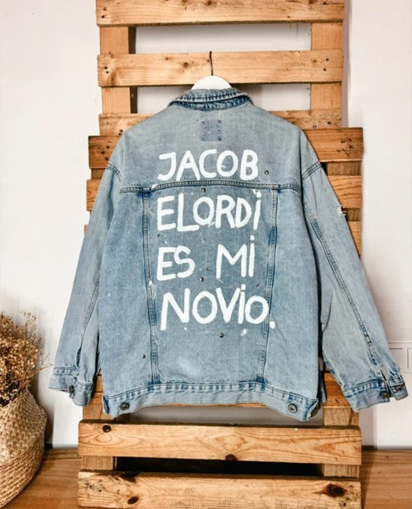 CAZADORA JACOB ELORDI